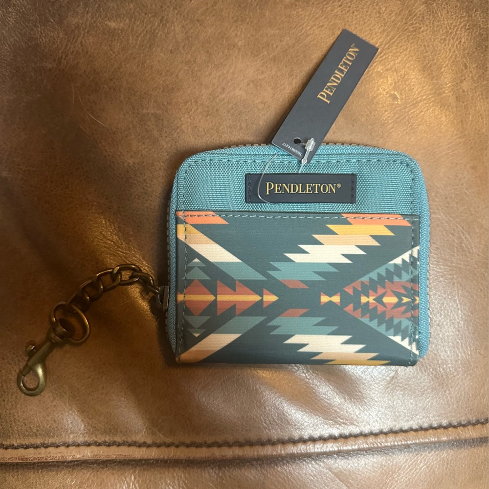 Pendleton Teal Zippered Wallet